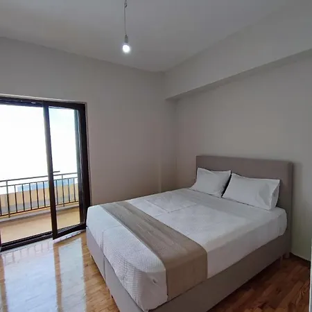 Apartment Watch Penthouse Center & Parking *