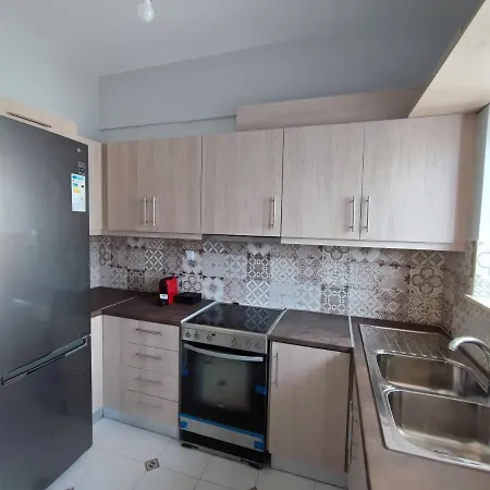 Watch Penthouse Center & Parking Apartment