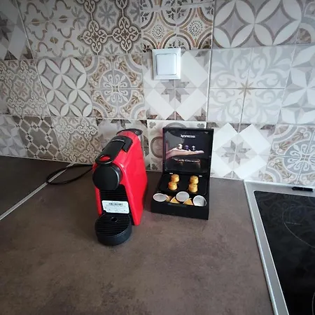 Watch Penthouse Center & Parking Apartment